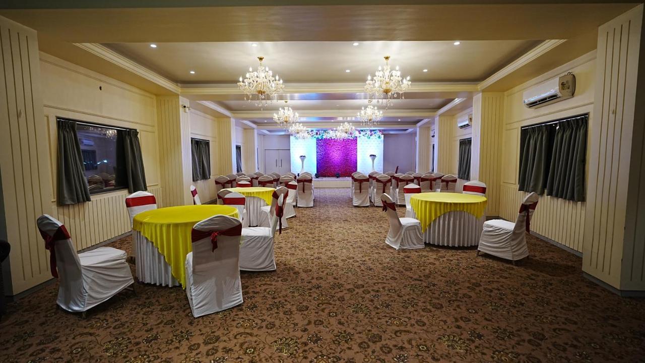 L P Regency, Pune Dış mekan fotoğraf