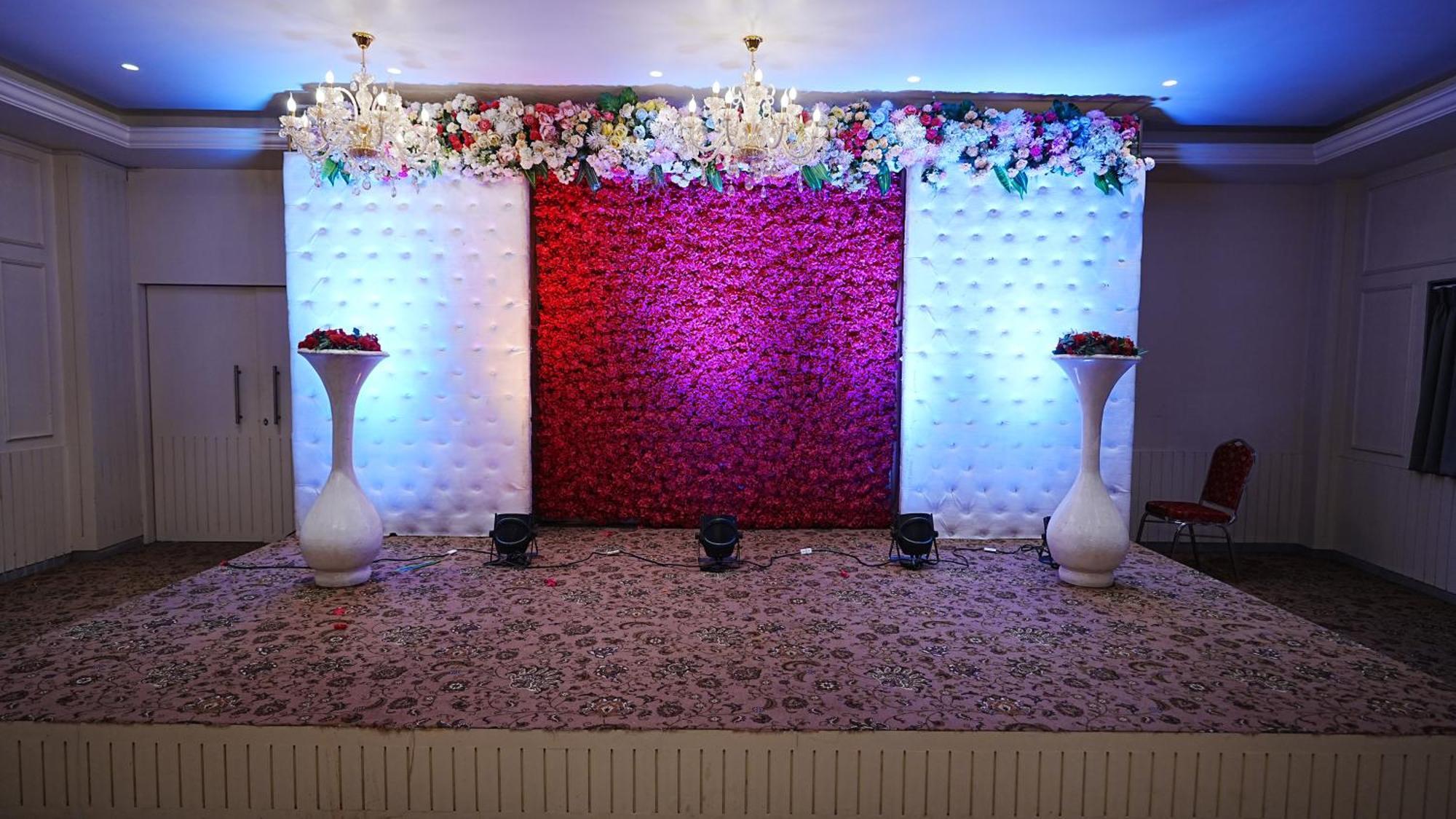 L P Regency, Pune Dış mekan fotoğraf